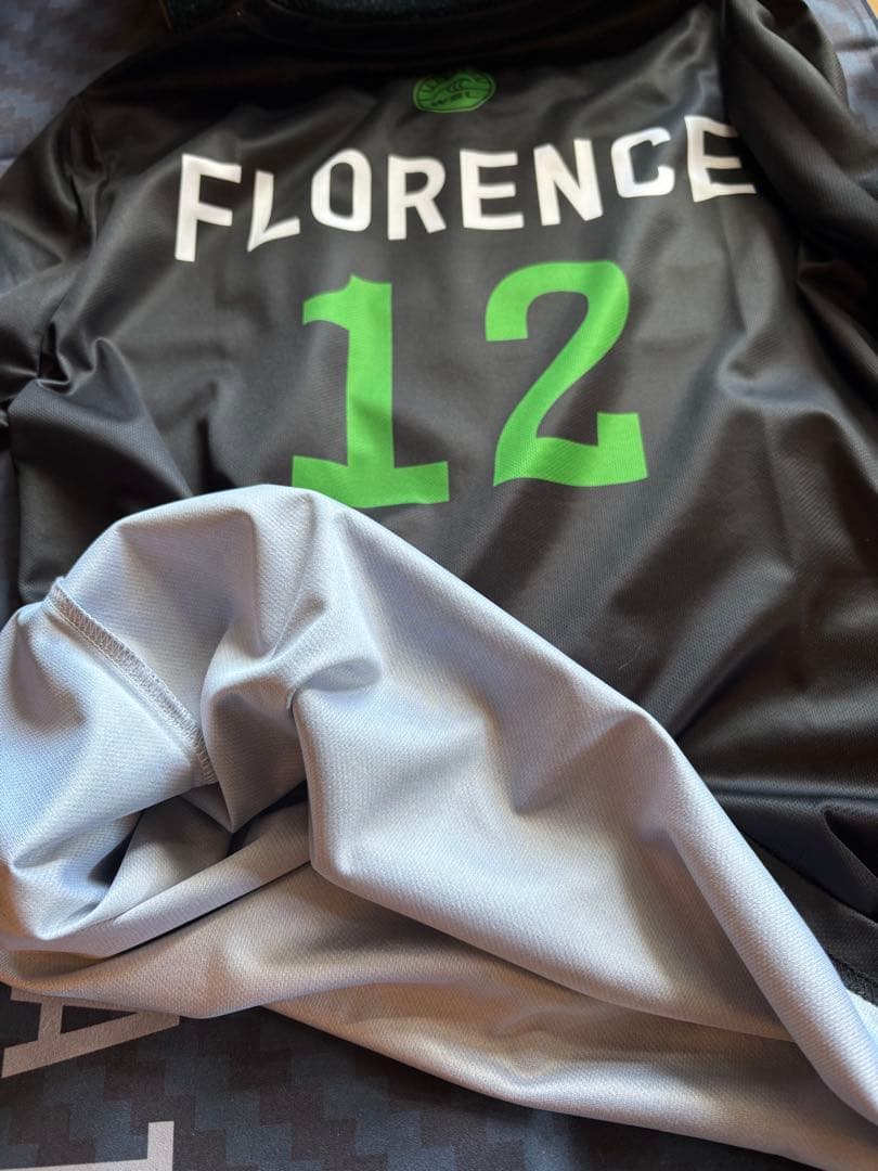 新品WSLジョンジョンフローレンス コンテストジャージMサイズ