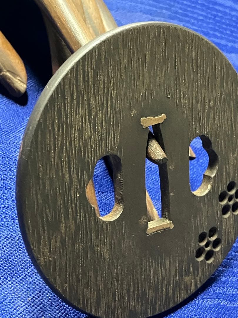 鍔　日本刀　刀　鉄鍔