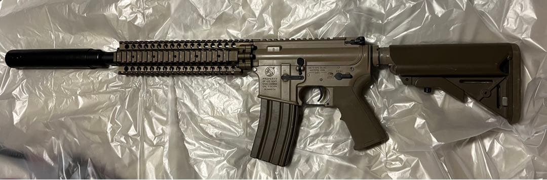 東京マルイ　次世代電動ガン　廃盤品レシーライフル　タンカラー