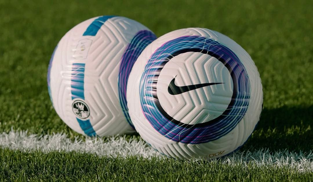 Nike FLIGHT サッカーボール サイズ5 プレミアリーク公式