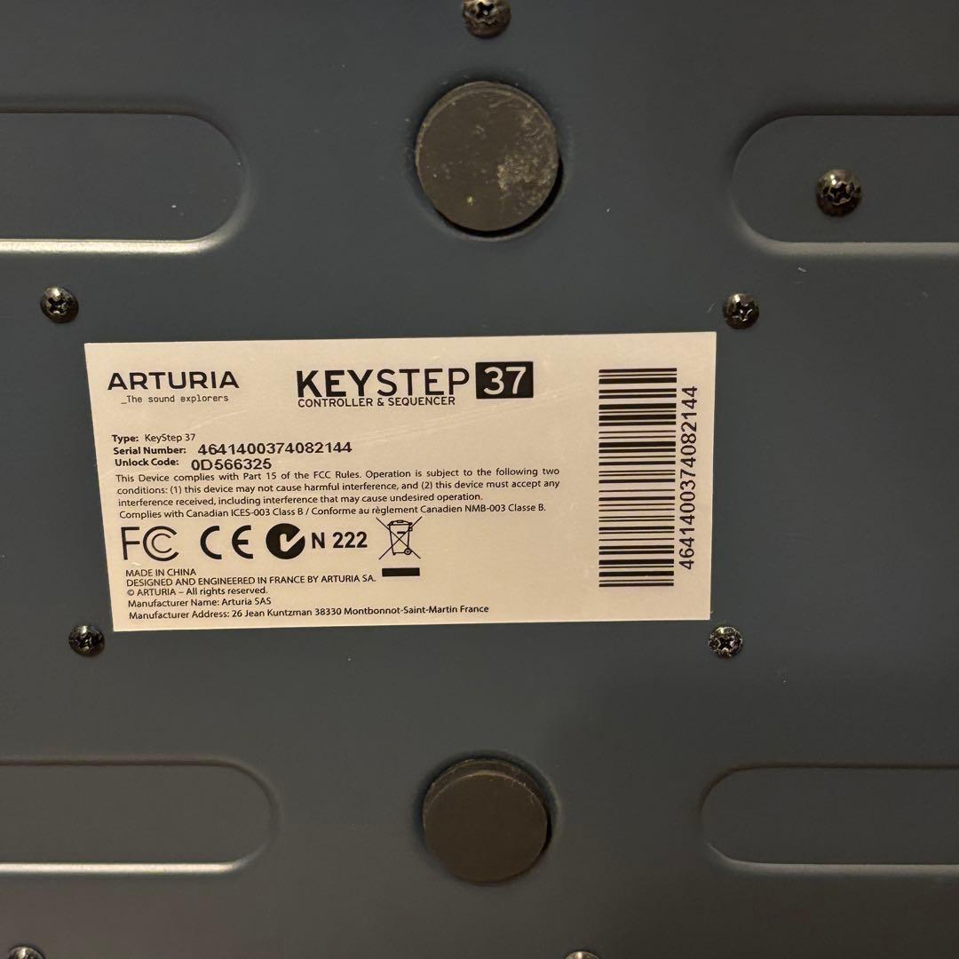 【美品】Arturia KeyStep 37 MIDIキーボード