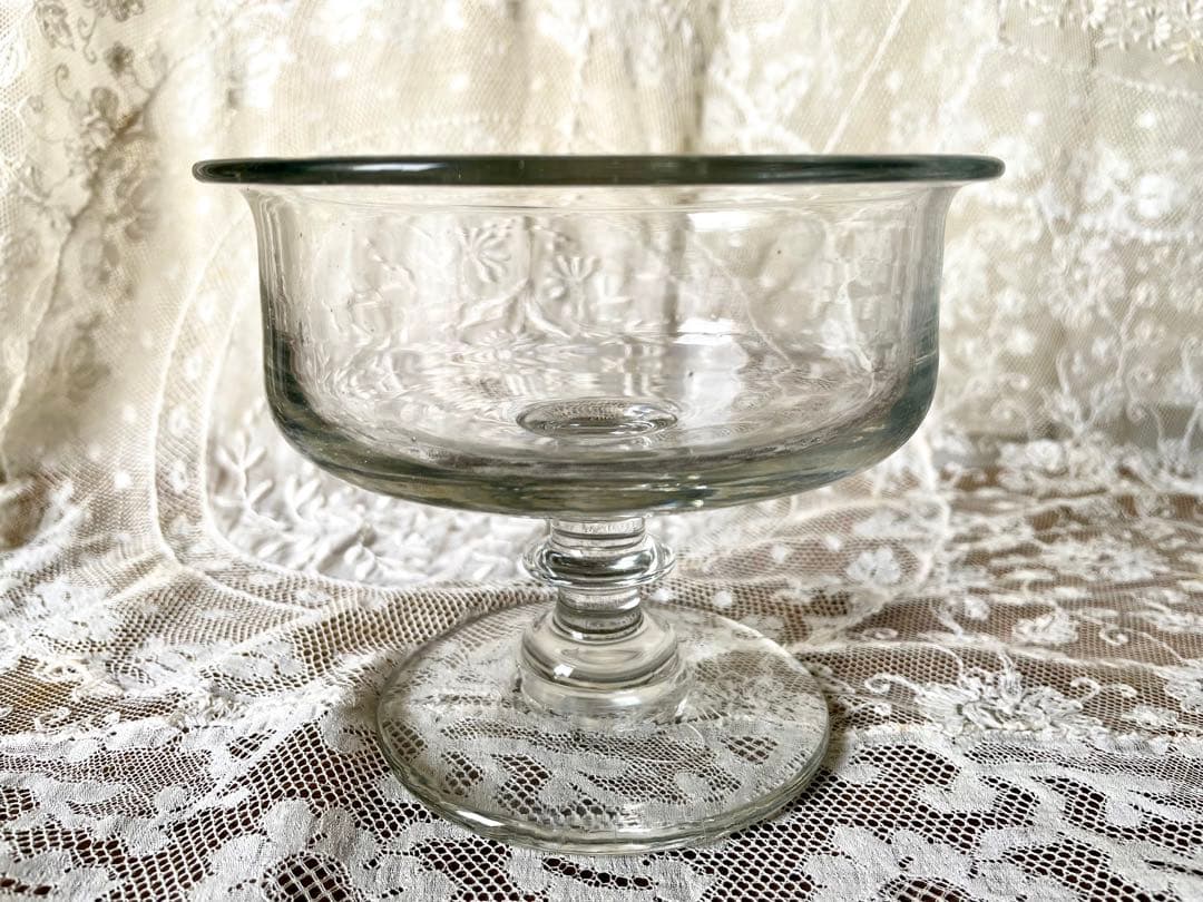 19世紀手吹きガラスの脚付コンフィチュールグラス　フランスアンティーク　クープ
