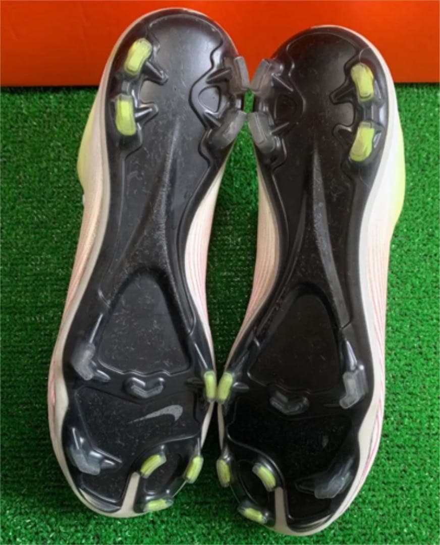 NIKE マーキュリアル　ヴェイパー10 26㎝　最終値下げ‼️