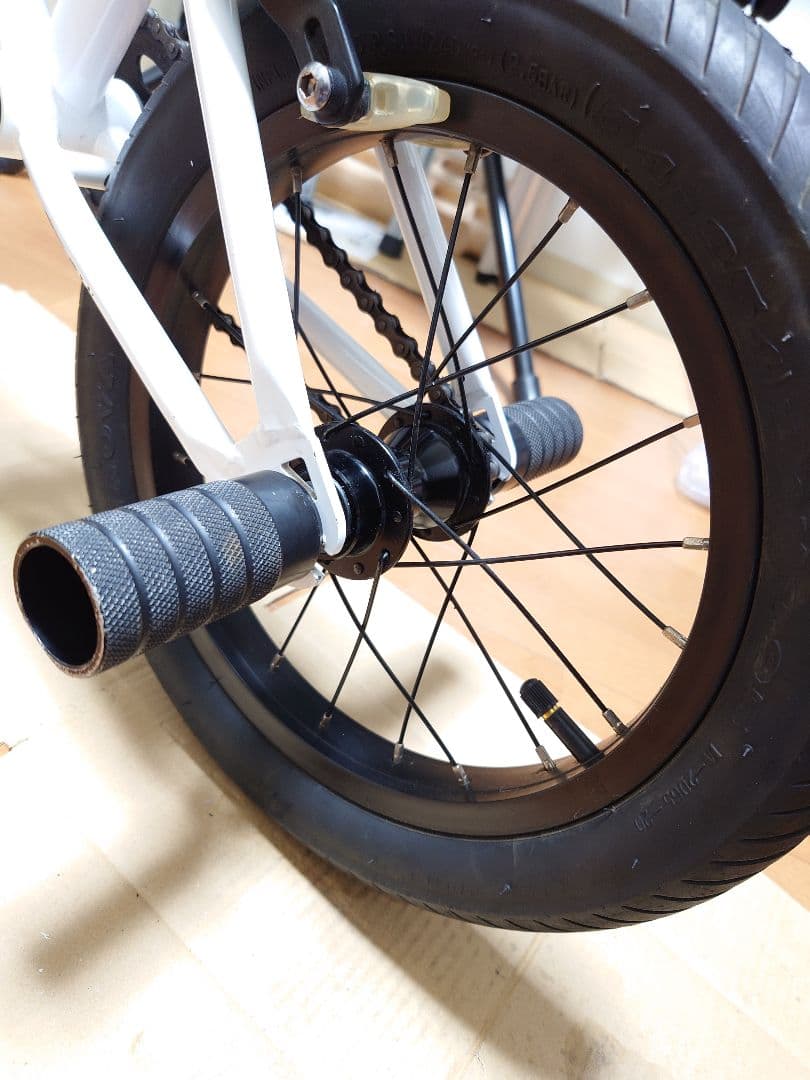 キッズ BMX TNB PLUG14　グローブ付