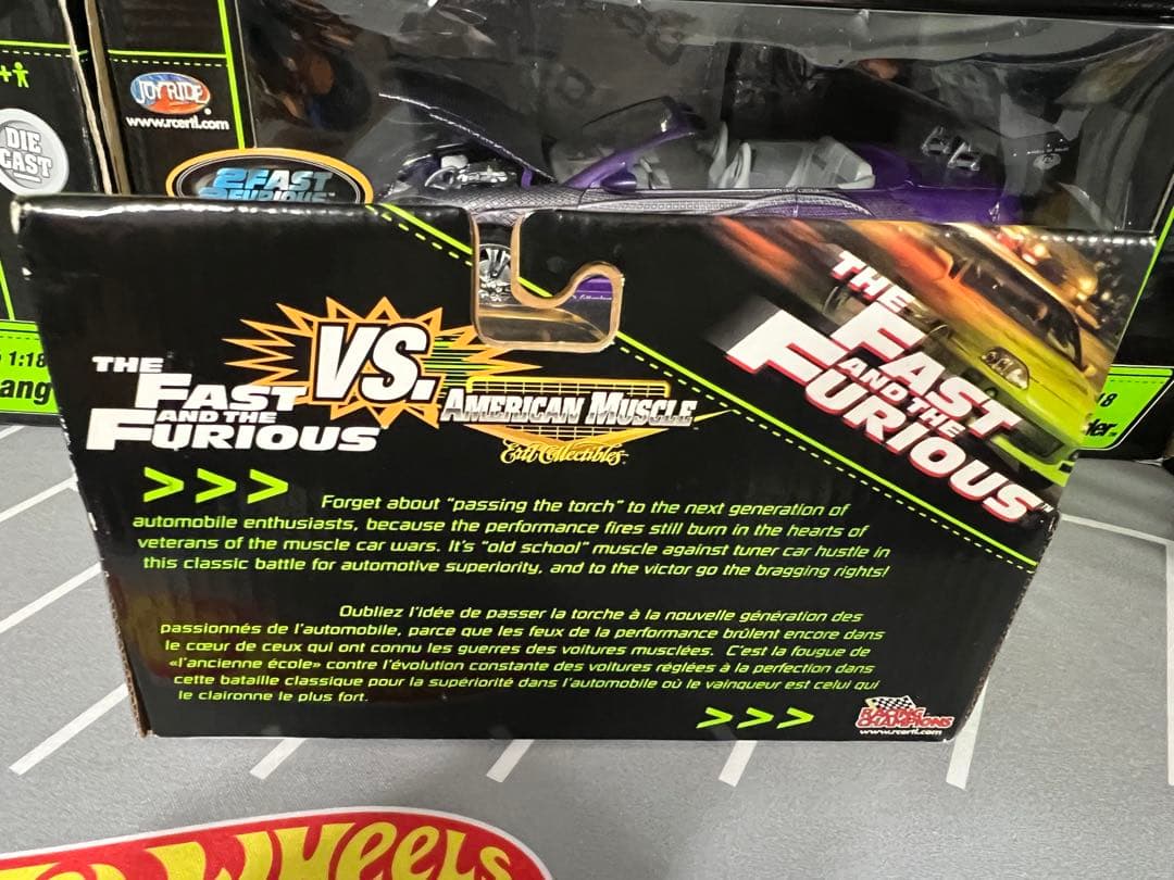 ミニカー FAST&FURIOUS SUPRA VS DODGE