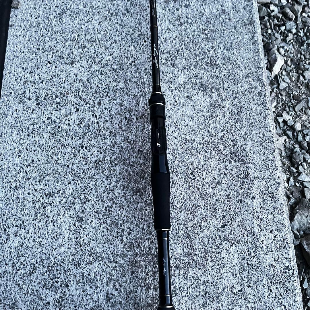 ブラックバスロッド カーボンファイバー製