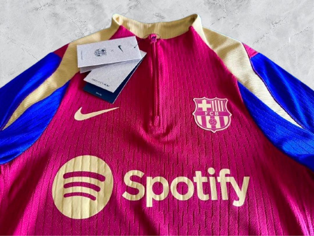 FCバルセロナ　長袖　トレーニングウェア　選手モデル　23-24