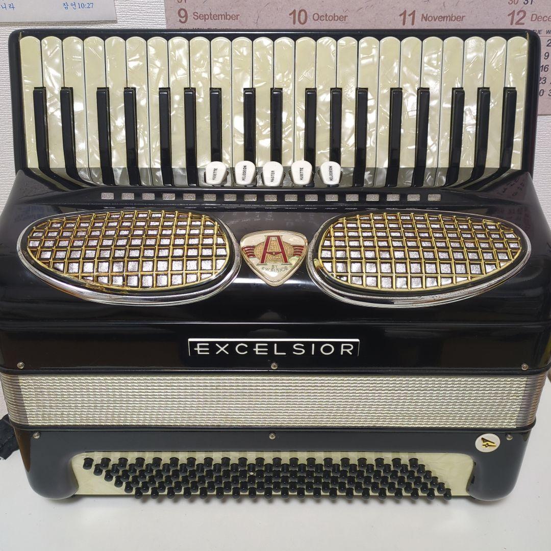 本日午後8時迄期間限定 EXCELSIOR400sアコーディオン