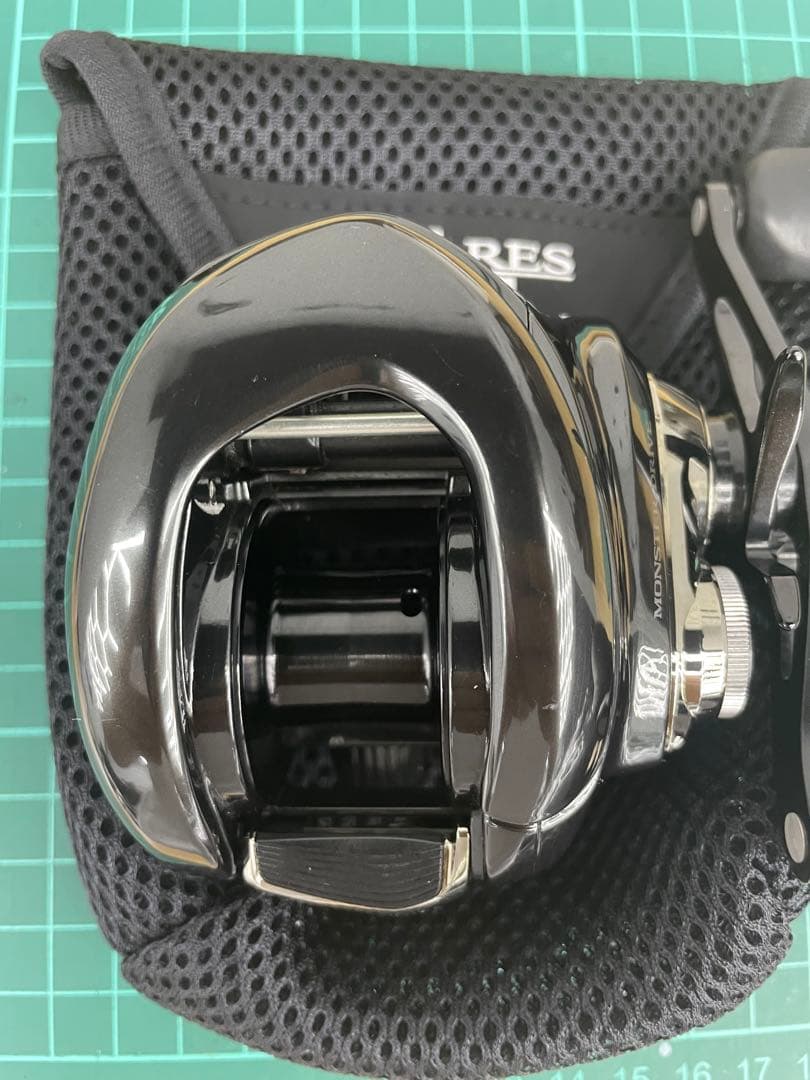 美品！右！シマノ 23アンタレスDC MD HG RIGHT 7.4