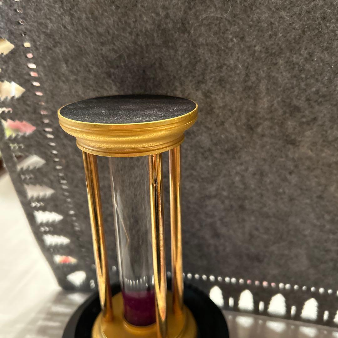 再お値引き中　宝石時計　ルビー、サファイア、エメラルド