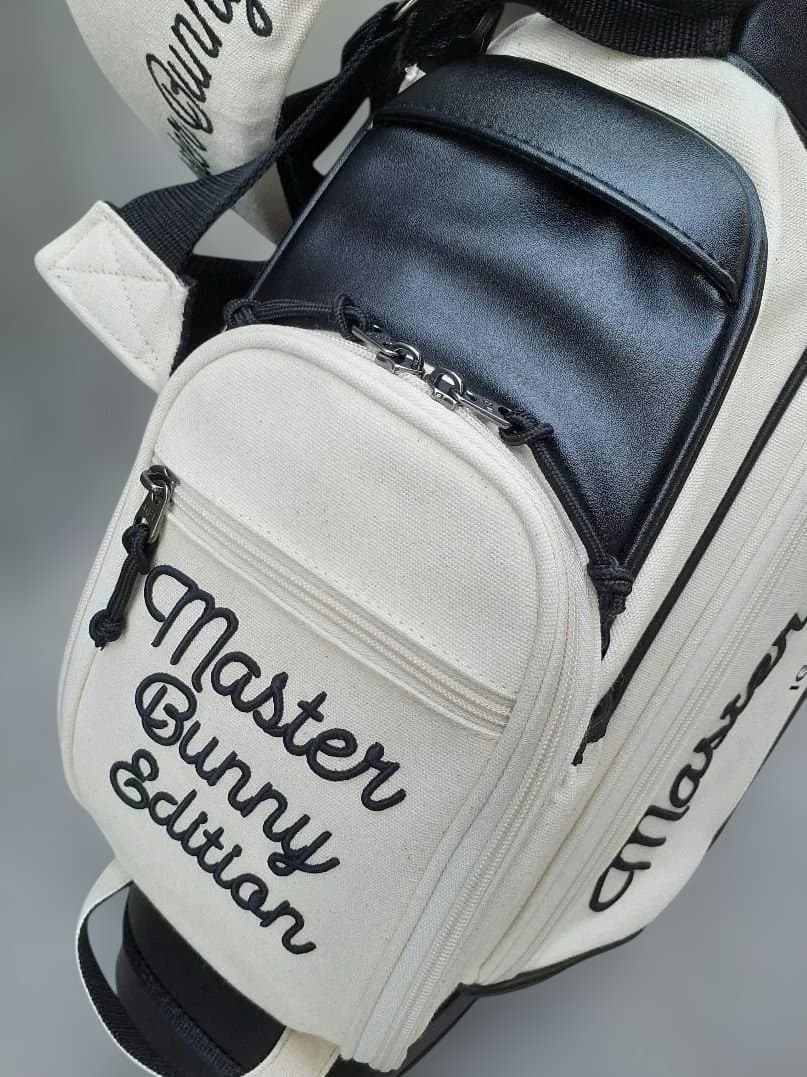 マスターバニーエディション　キャディバッグ スタンド式 2025モデル 美品