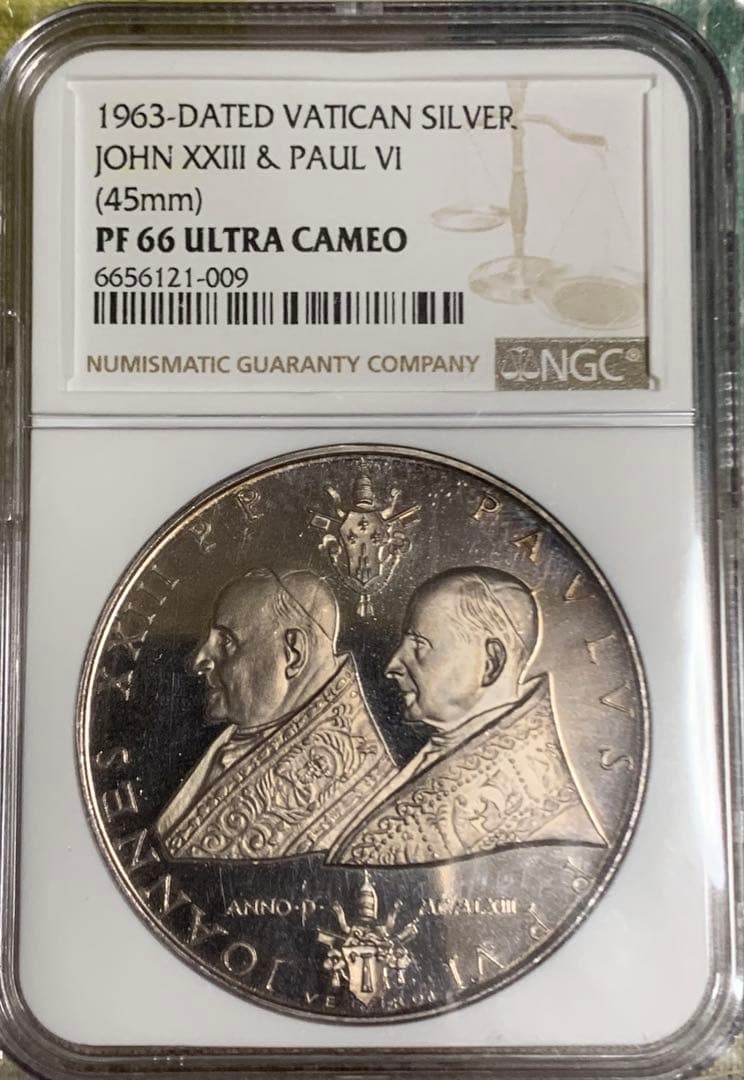 美術品値下げ❗️1963年 銀貨 & 1965年 銅貨 セットオリジナルケース付き