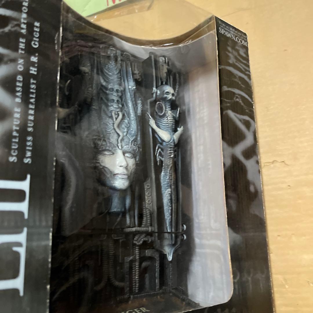 HR Giger Li II フィギュア H.R.ギーガー LI II