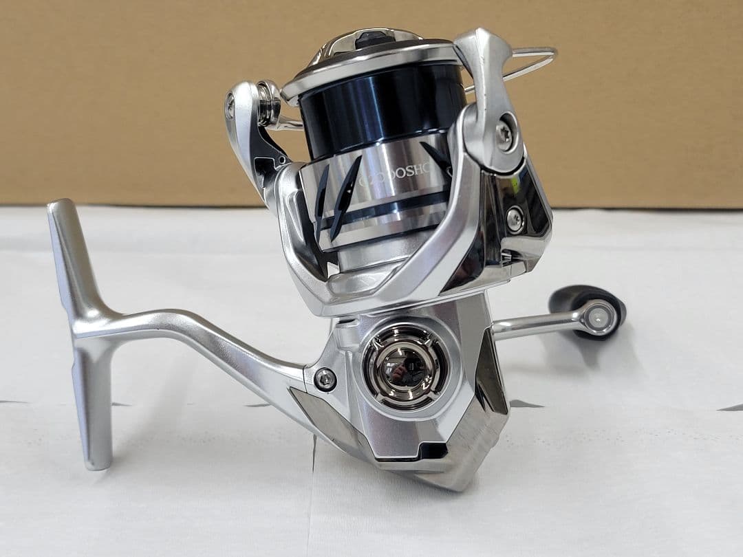 【オマケ付き】SHIMANO 23ストラディック C2000SHG