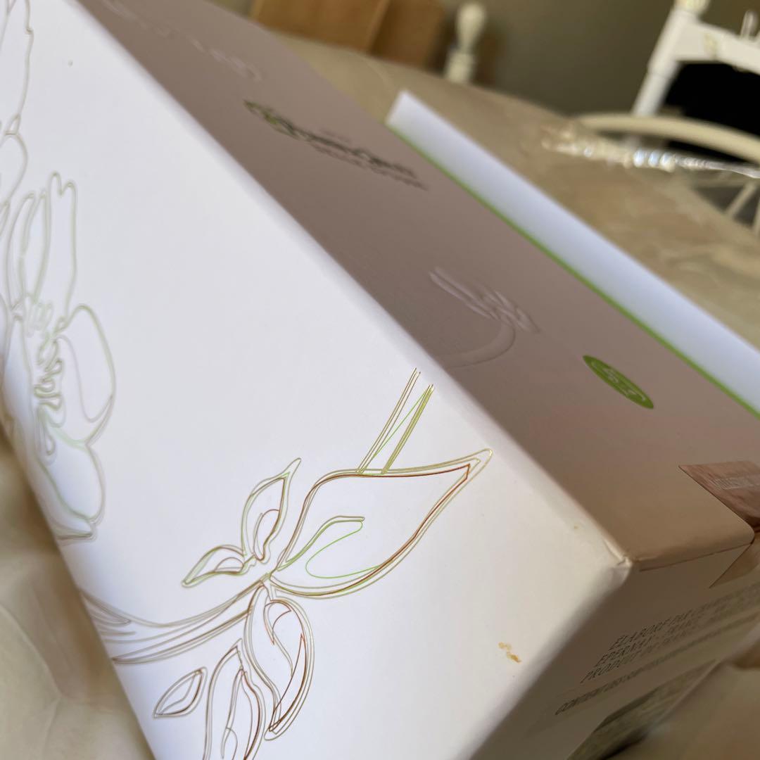 ペリエ　ジュエ　ベル　エポック　化粧箱入　2000年　古酒　シャンパン