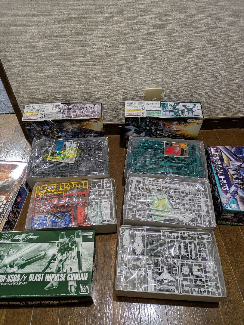 新品未組立］プラモデル ガンダム　ガンプラ　HG ドーベンウルフ　他　まとめ
