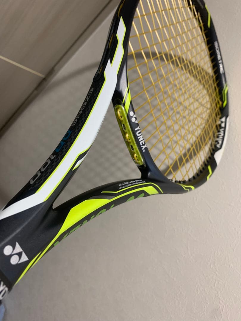 YONEX ヨネックスEZONE DR100 ラケットケース付き