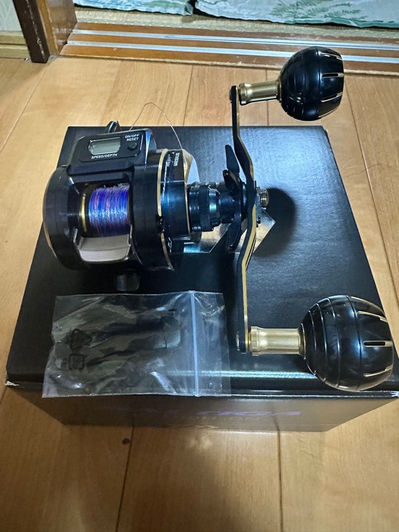 か*ず様 Daiwa ソルティガ　 IC100 H-DHベイトリール美品