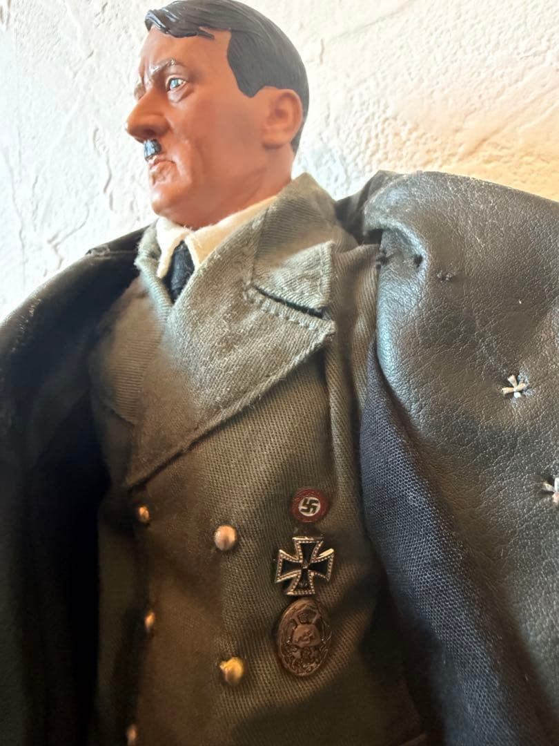 ヒトラー　1/6フィギュア　コートバージョン　IN THE PAST TOYS