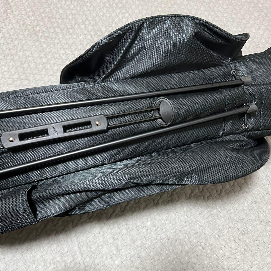 本体超美品Nike スタンドキャディバッグ ※フードだけ小さい穴有り