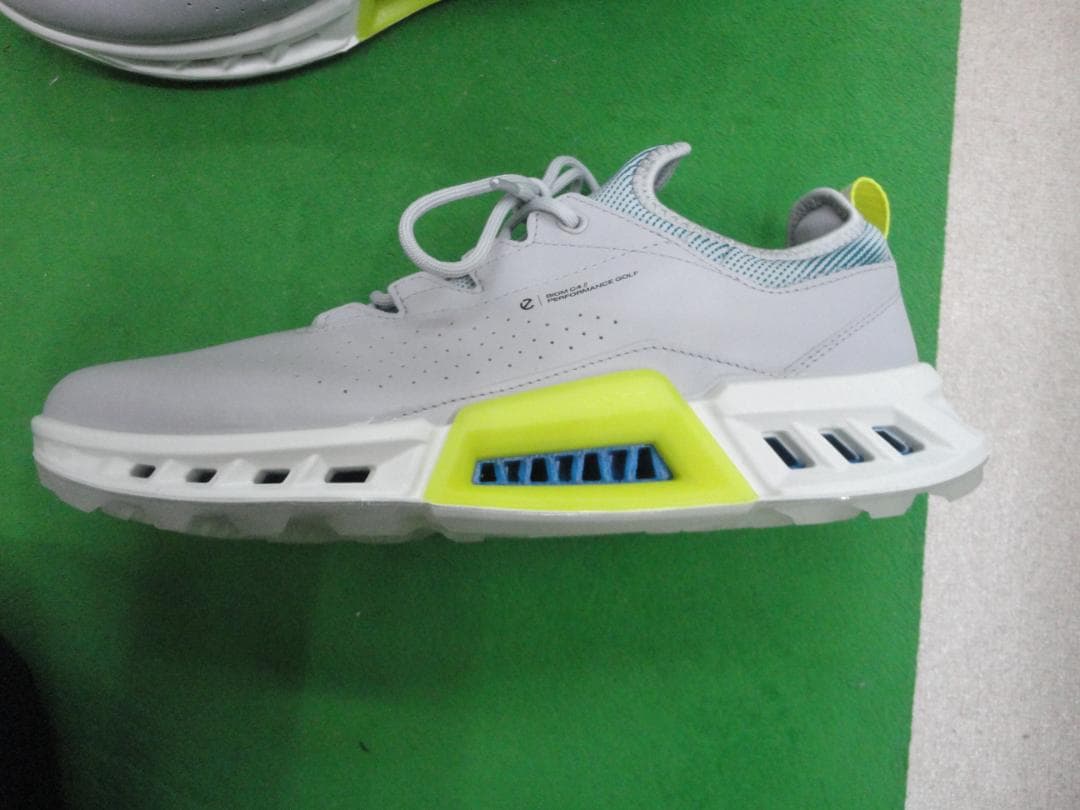 新品　ecco ゴルフシューズ　26㎝