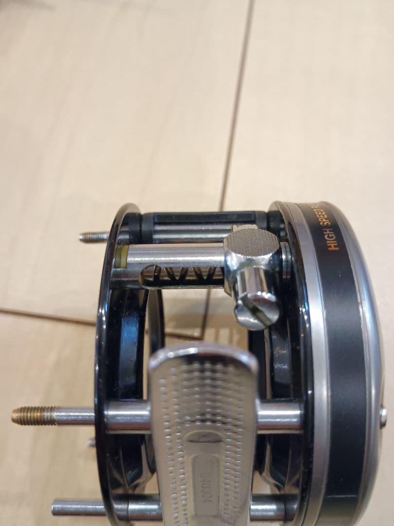 AbuGarcia ambassadeur 4600C　予備ハンドル付き