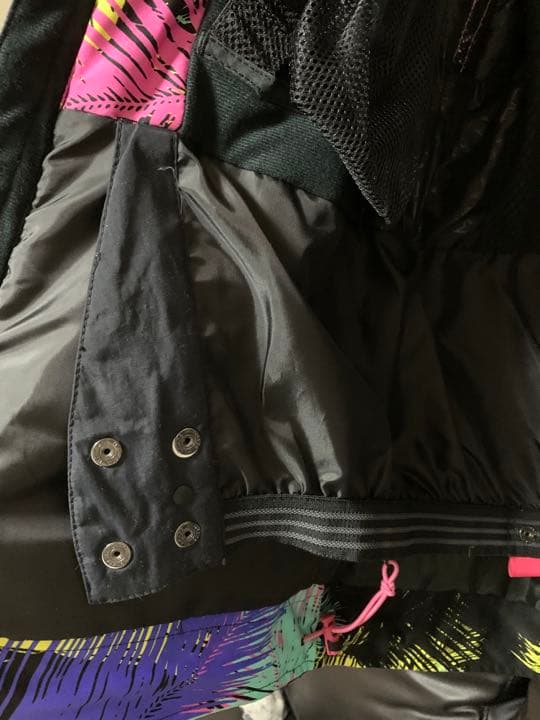 新品 フェニックスX-NIXレディース スノーボードウェア　Mサイズ