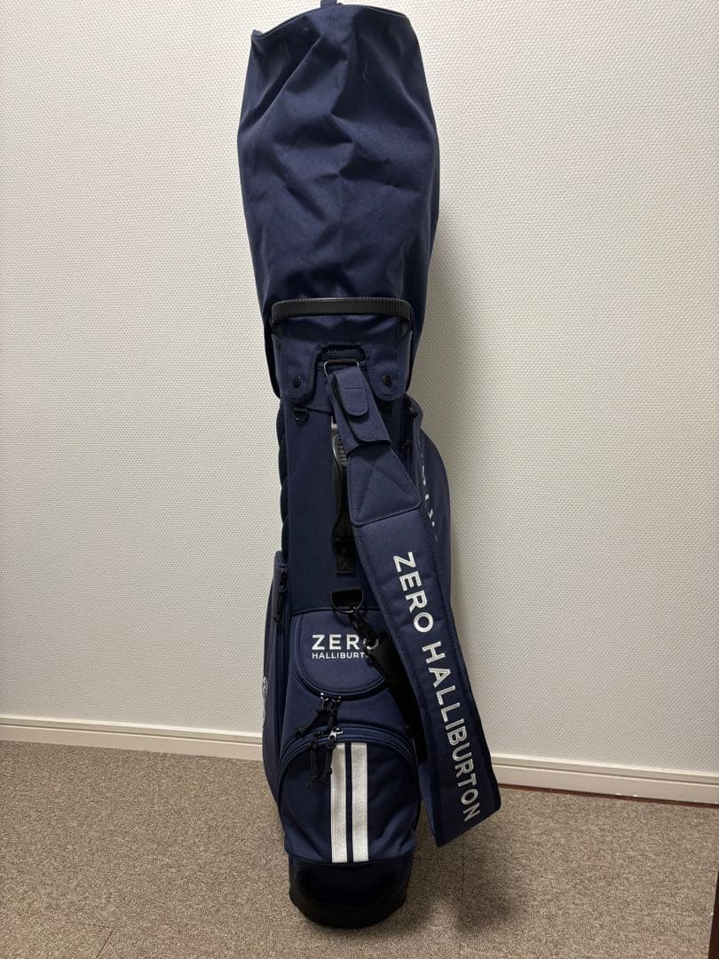 ゼロハリバートン　ネームプレート付きゴルフバッグとクラブカバーセット
