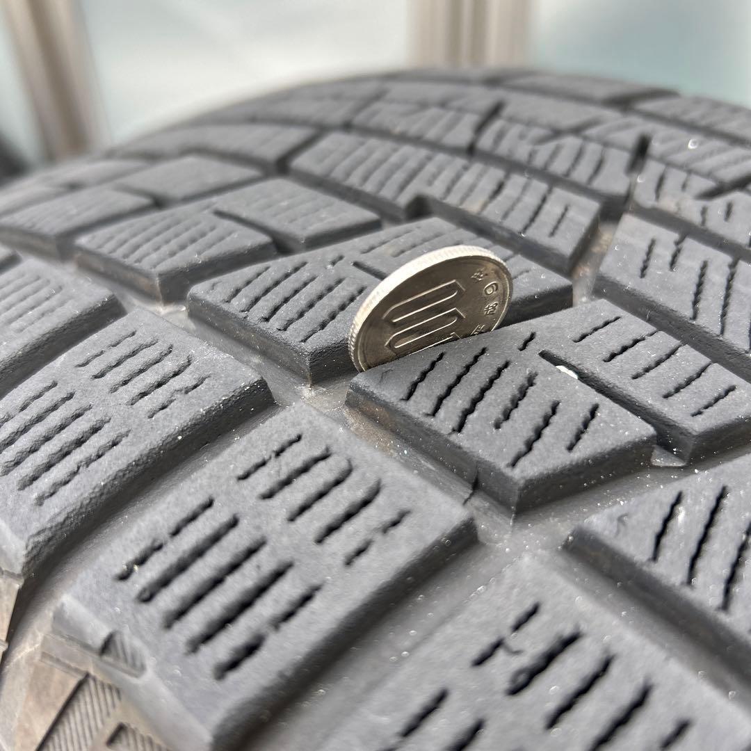 トヨタ　アルファード　30系　スタッドレス　タイヤ　冬用タイヤ