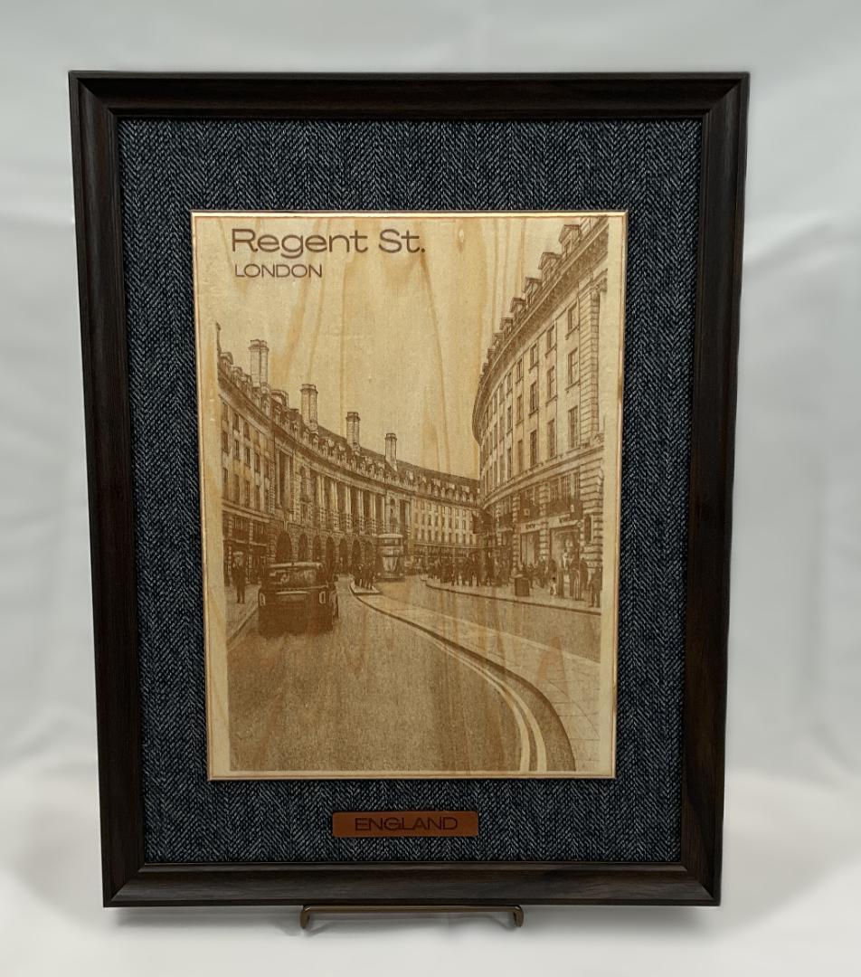 Regent St. London 木製彫刻