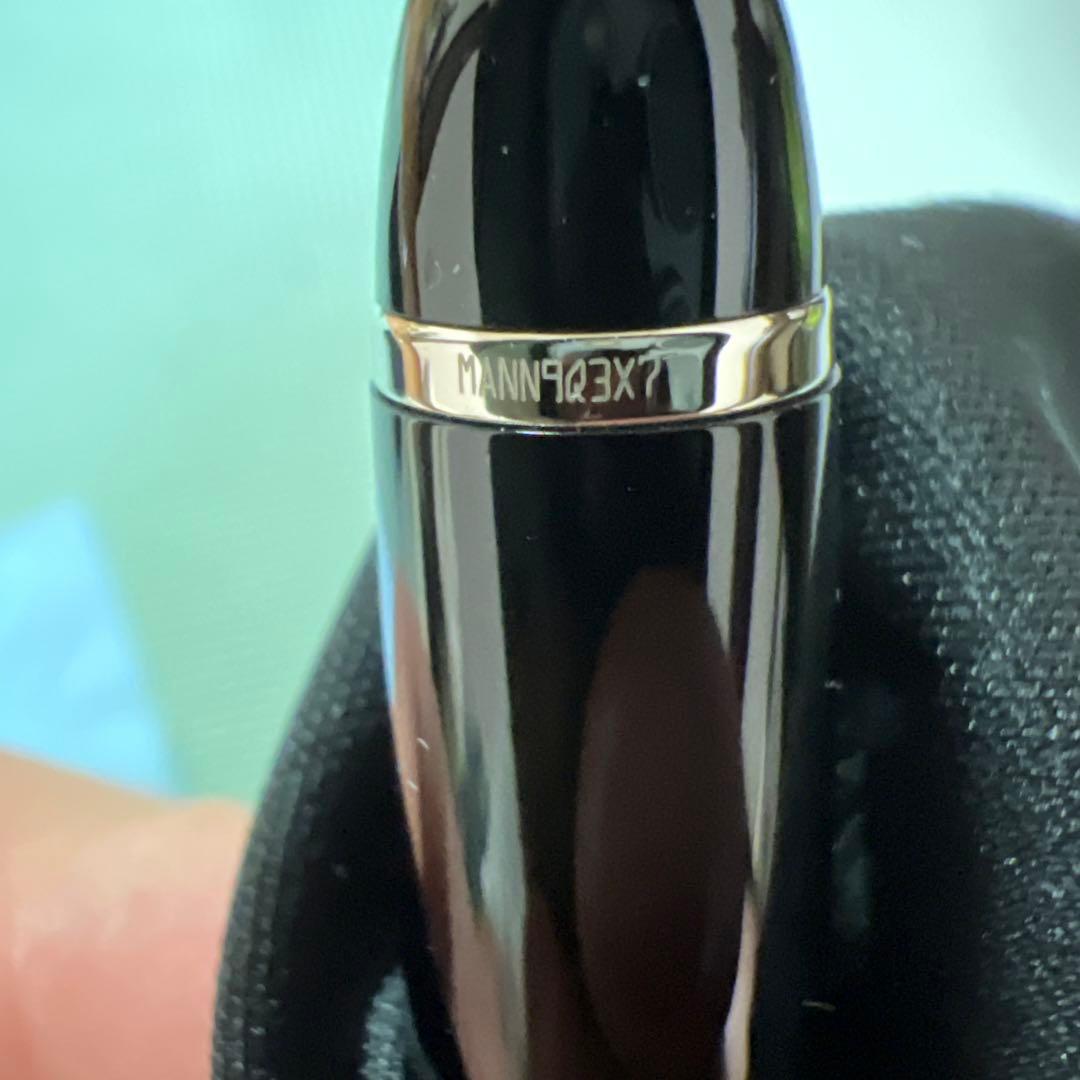 モンブラン　マイスターシュテュック　プラチナ　ミッドサイズボールペン