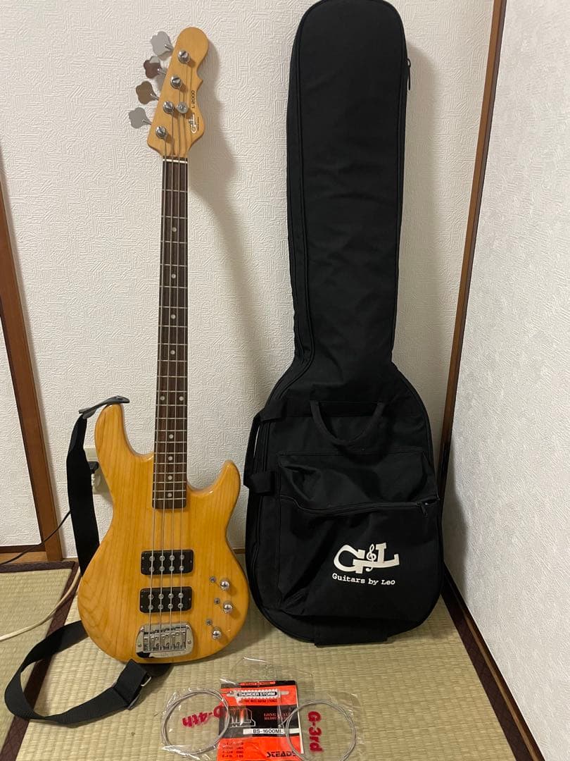 G&L L-2000 トリヴュート Mod