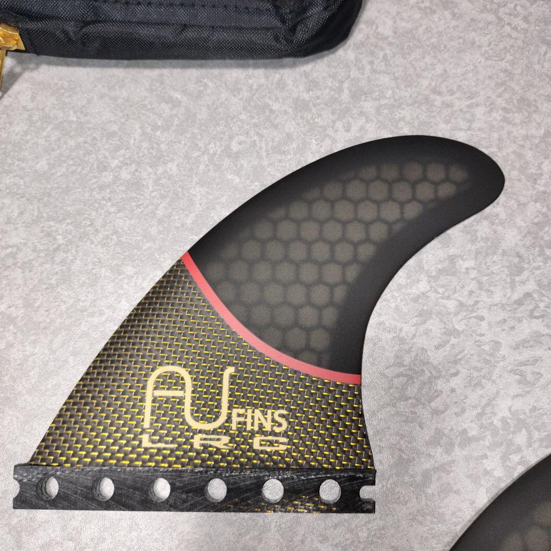 AU FINS LRC 2.0 フューチャー AUフィン トライフィン