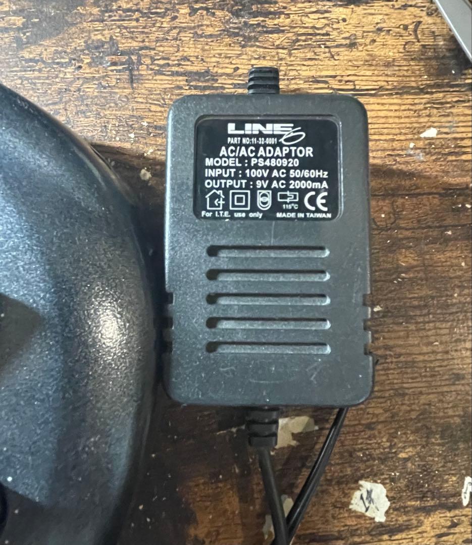 ベース LINE 6 BASS POD