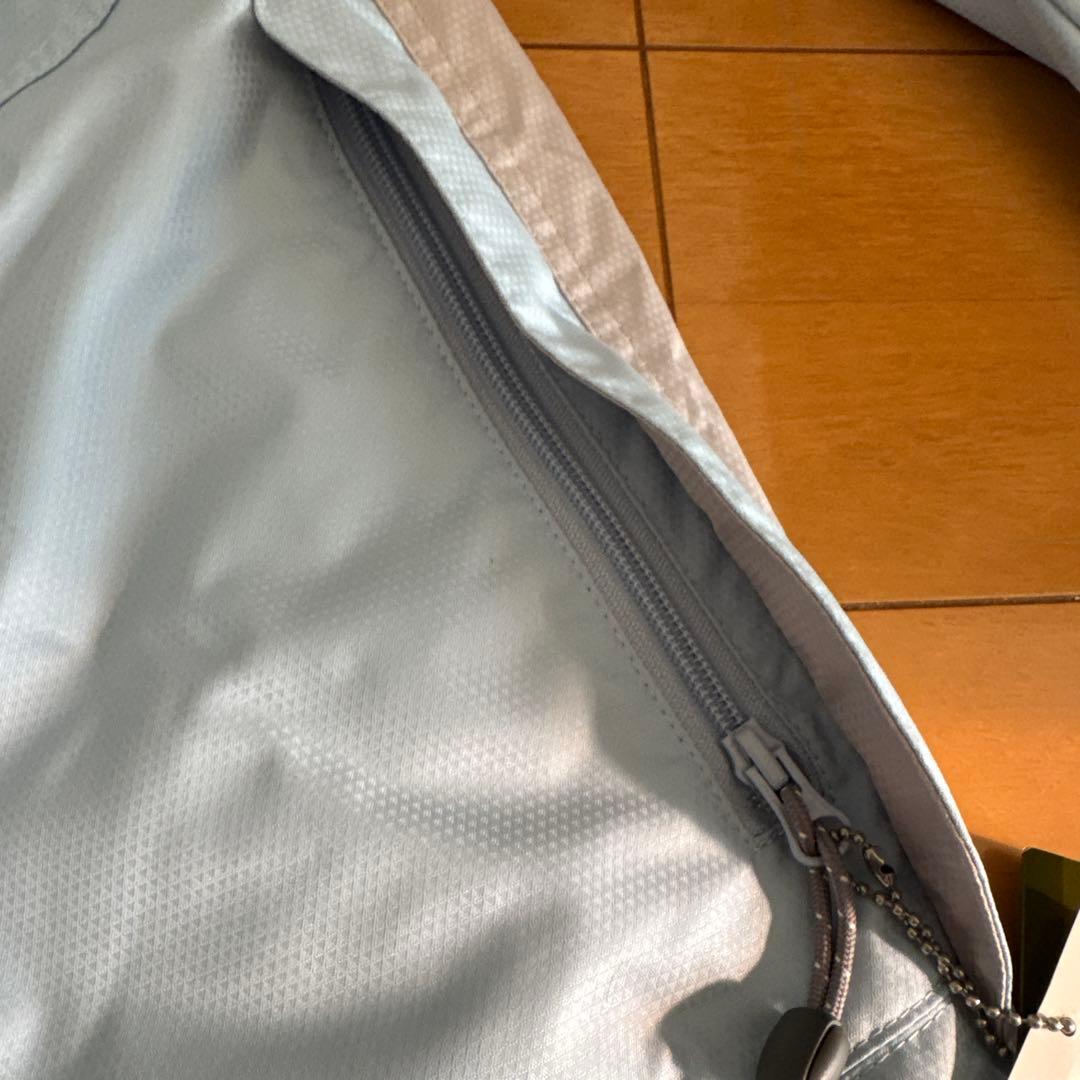 【新品未使用】ESTIVO 水色 スキー・スノーボードウェア ・上下