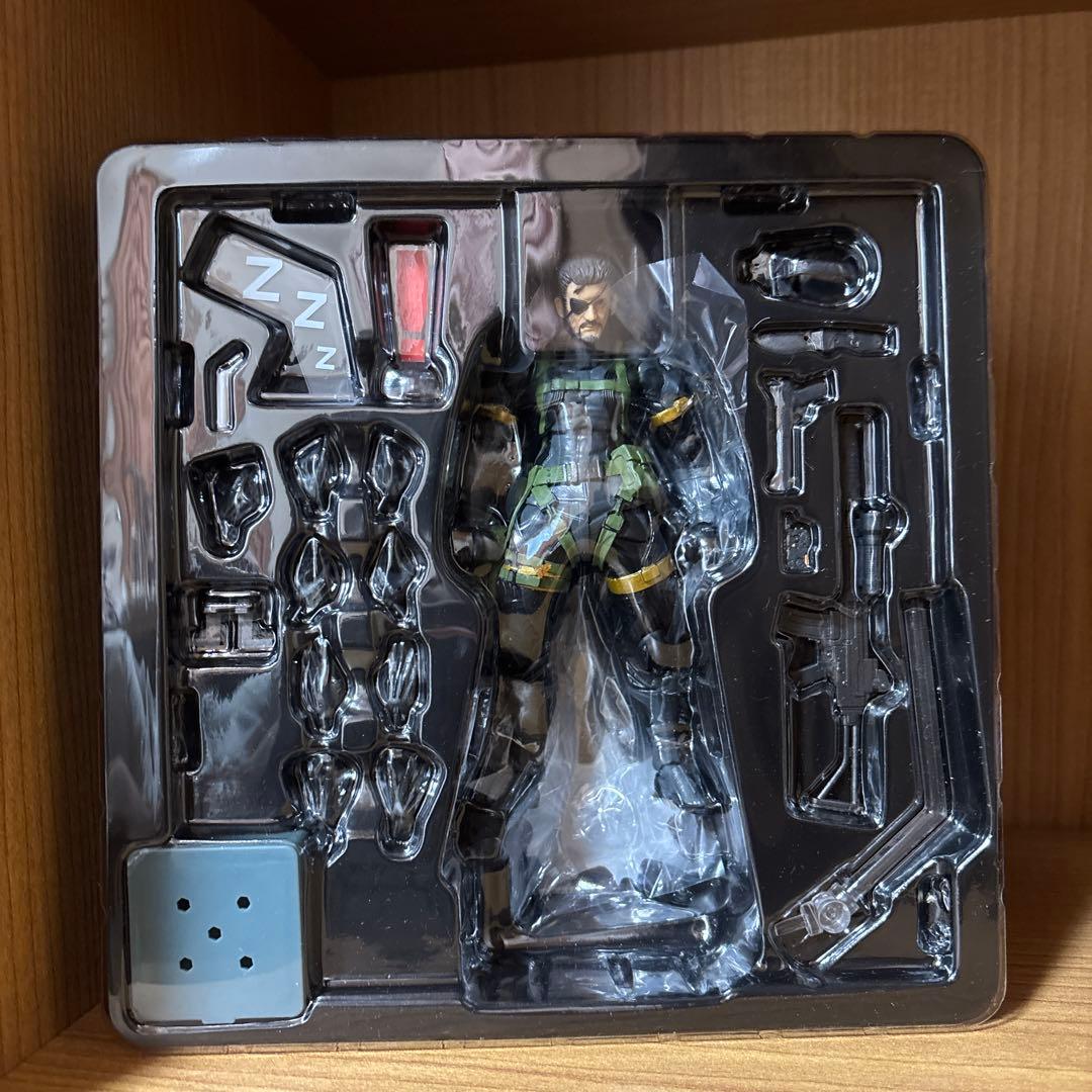 リボルテック　メタルギア　スネーク