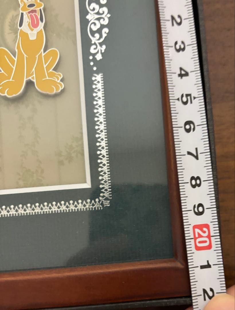 ☆ディズニー　クラブ　33 ピンバッチ　額　フレーム☆