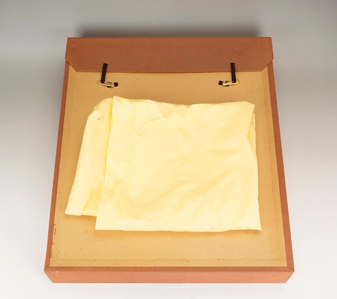 玉之内満雄　1994年作　「デルフトタイルの前のさくらんぼ」　油絵　真作保証