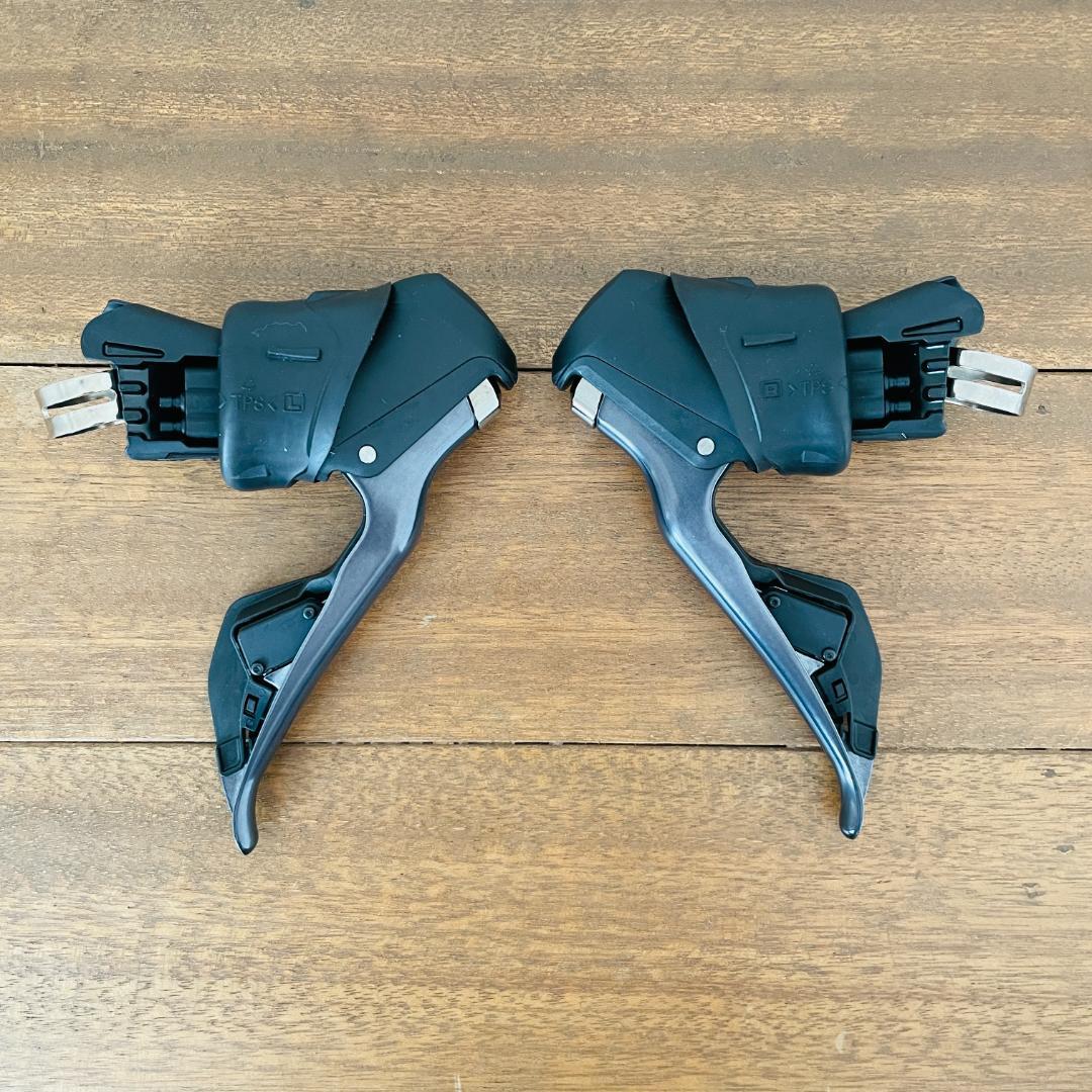 美品 シマノ アルテグラ Di2 ST-R8150 STIレバー リムブレーキ用