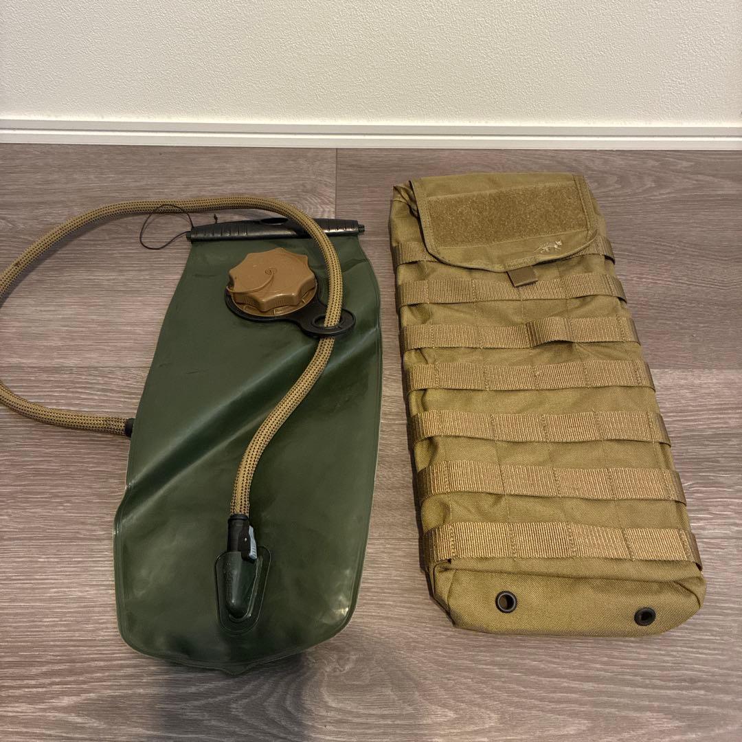 タスマニアンタイガー　ハイドレーションパック コヨーテブラウン3リットル