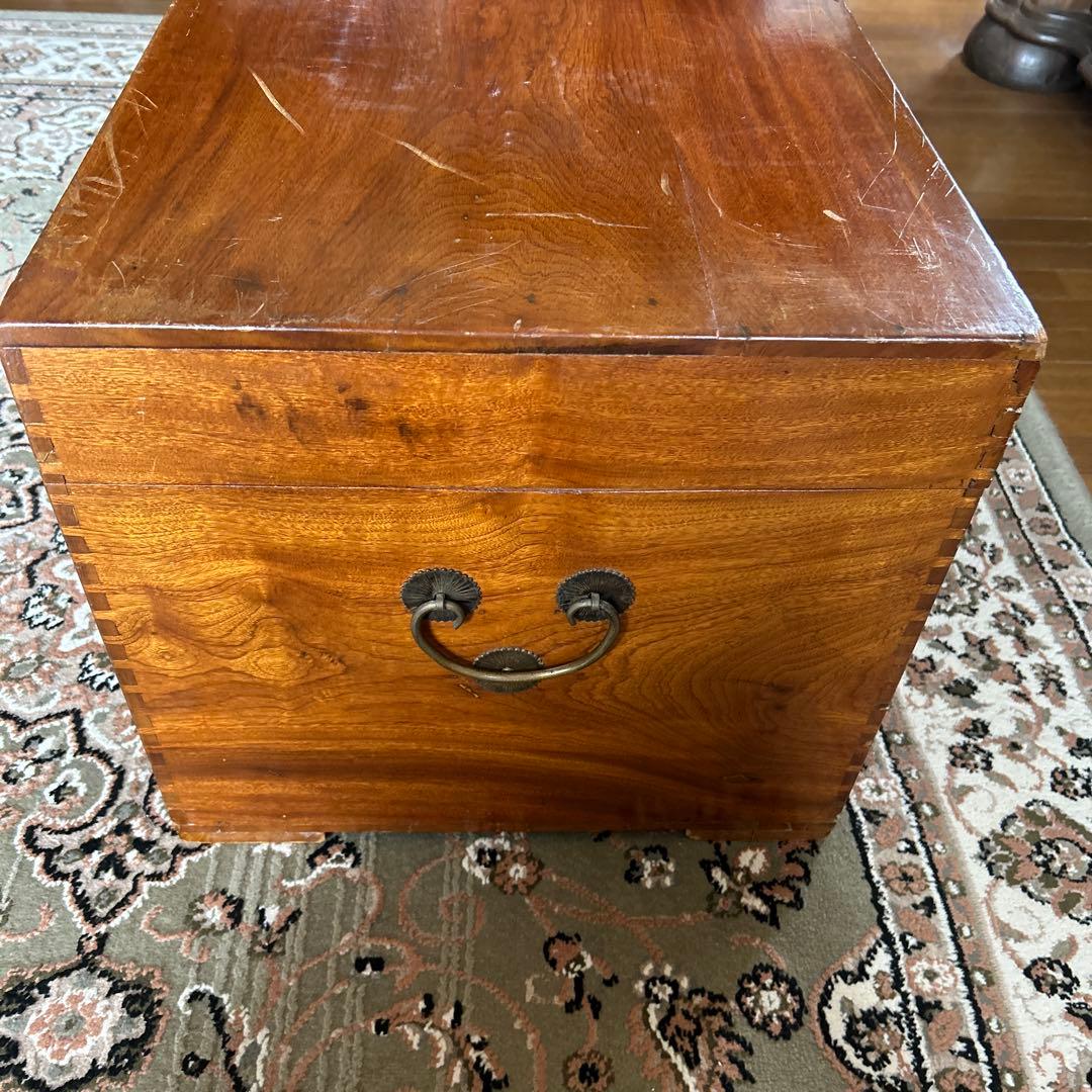 旧家蔵(清時代)樟木？黄花梨？貴重家具大木箱　蔵書画大木箱　珍しいコレクション