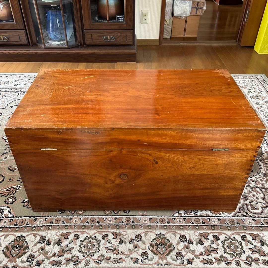 旧家蔵(清時代)樟木？黄花梨？貴重家具大木箱　蔵書画大木箱　珍しいコレクション