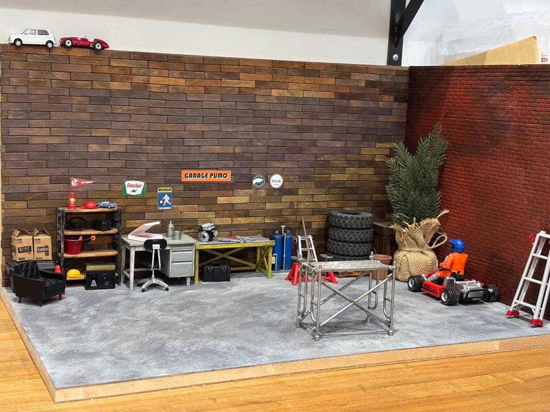 スケールガレージ　ミニチュア