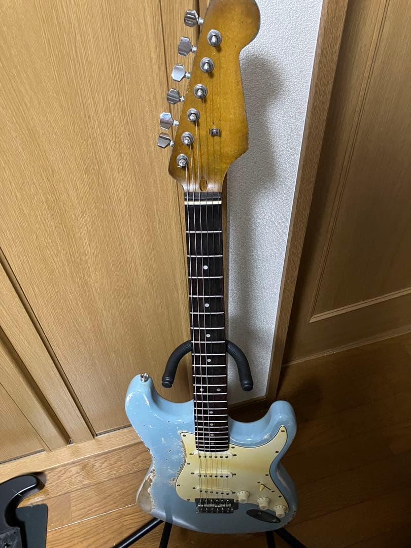 ノーブランド エイジド ストラトキャスター 音出し確認済み