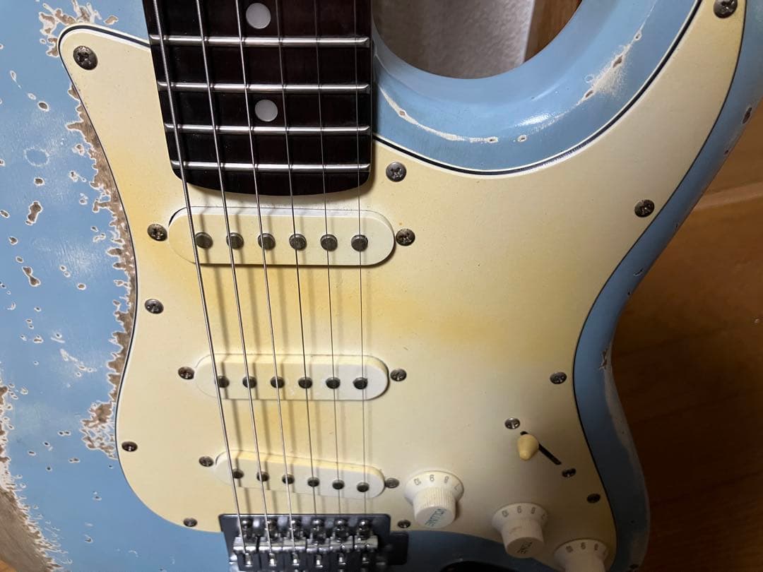 ノーブランド エイジド ストラトキャスター 音出し確認済み