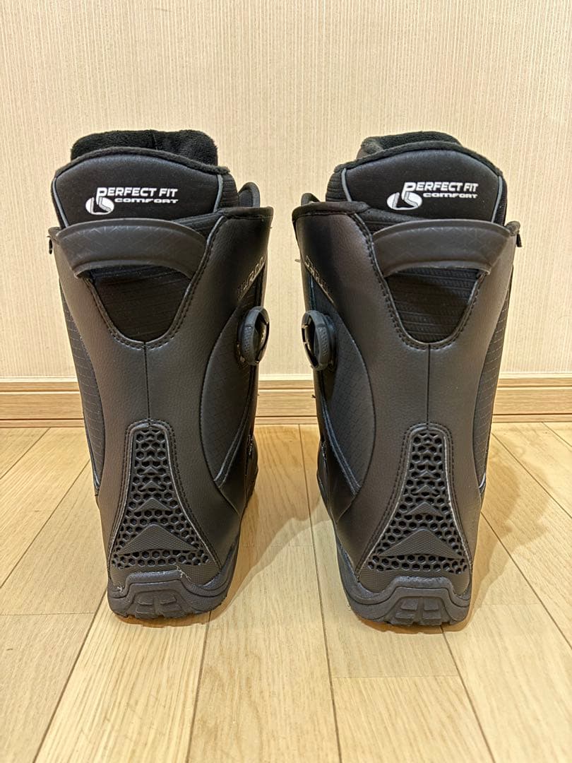 Three LYT BOA Focus head ダブルボア　スノーボードブーツ