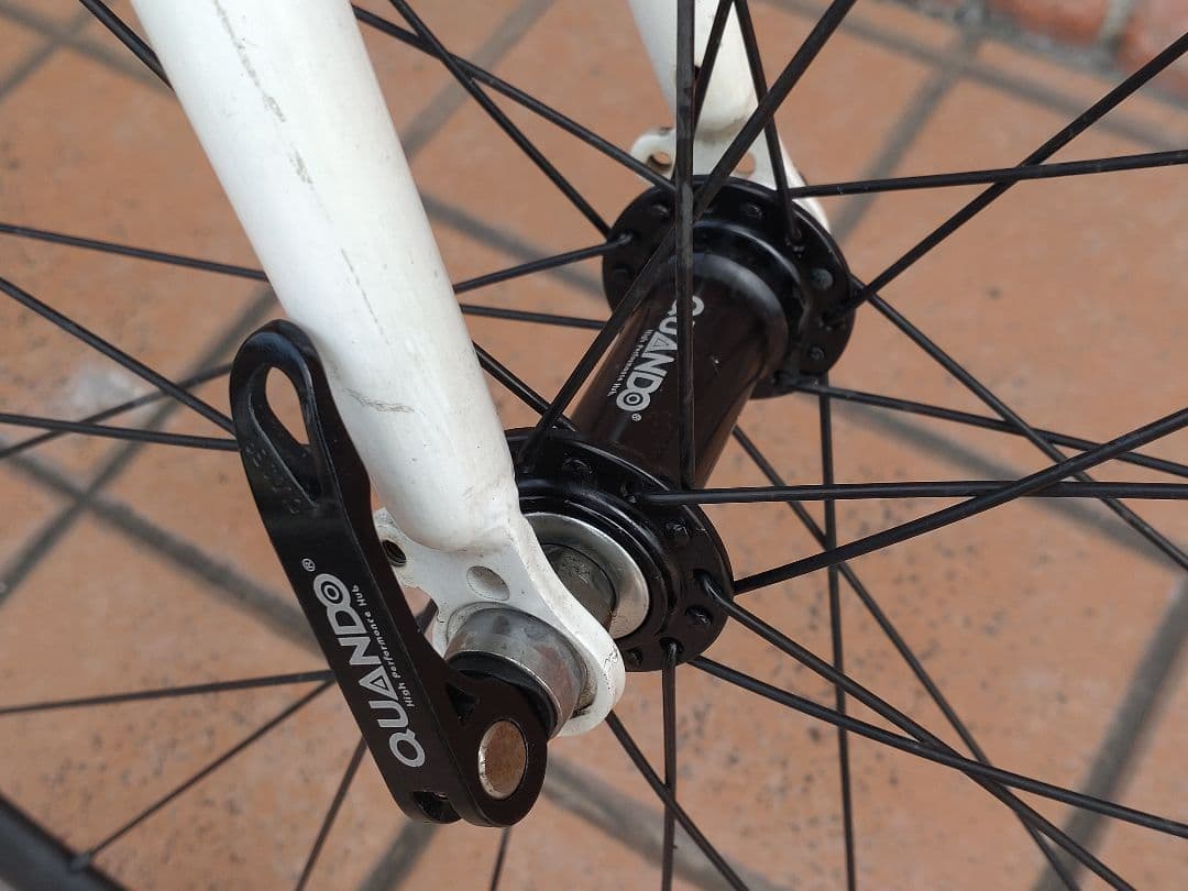 21テクノロジーのクロスバイク 700c