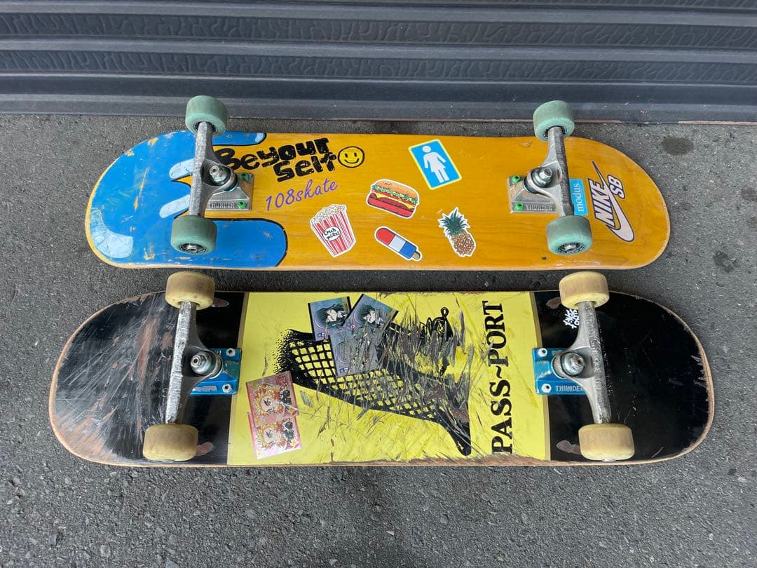 【2台】　スケボーデッキ　ウィール　Thunder ボーンズ スピットファイア