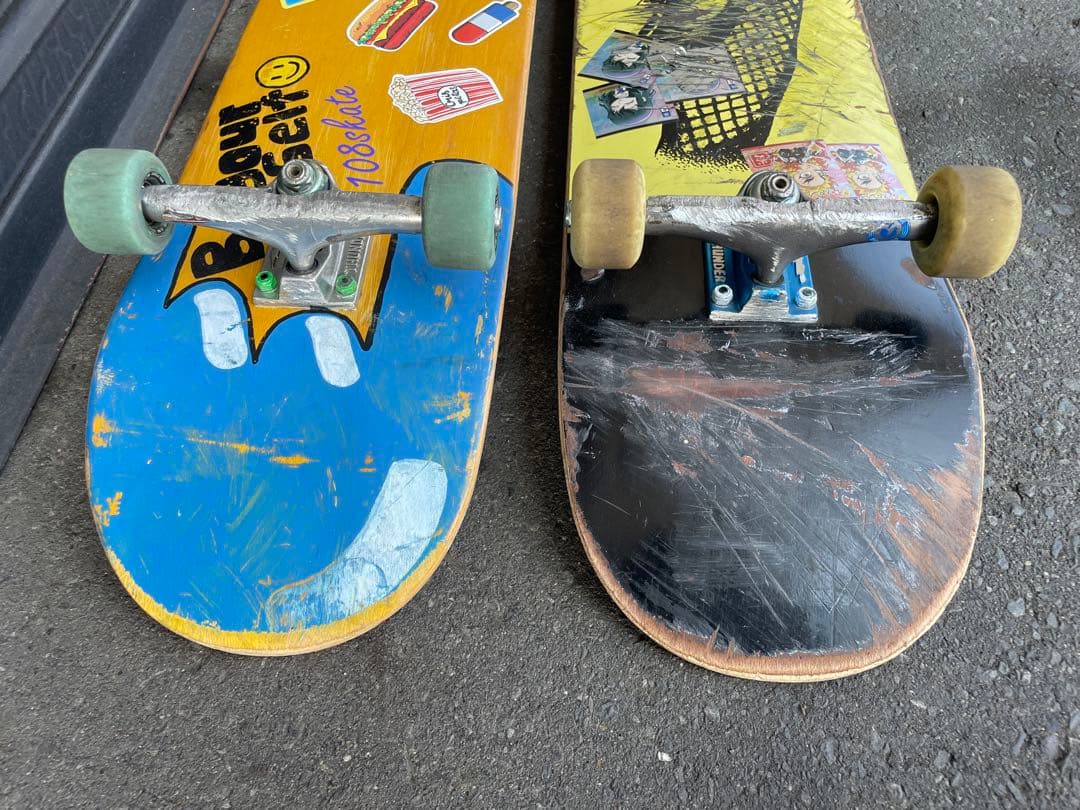【2台】　スケボーデッキ　ウィール　Thunder ボーンズ スピットファイア