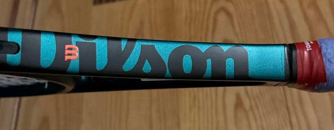 【美品】ウィルソン　ブレードV9 100 テニストピアスペック2 グリップ2